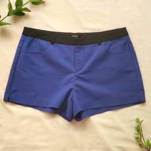 H&M blue shorts w/ black waistband sz L [863]